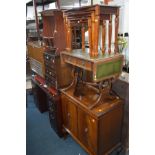 A SMALL REPRODUCTION MAHOGANY CHEST OF TWO SHORT AND THREE LONG DRAWERS, together with a sofa table,