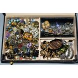 A JEWELLERY BOX OF COSTUME JEWELLERY, to include earrings, pendants and brooches etc