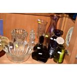 A GROUP OF GLASSWARE, to include a Tapio Wirkkala Kalvolan Kanto vase for Itlala, height 13cm, a