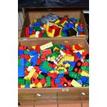 A QUANTITY OF UNBOXED AND ASSORTED LEGO, mainly Duplo items