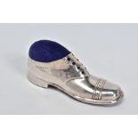 A GEORGE V SILVER PIN CUSHION IN THE FORM OF A BROGUE TYPE SHOE, wooden underside, Rd No 548913,