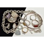 A SELECTION OF SILVER AND WHITE METAL JEWELLERY, to include a Tiffany & Co 'Return To Tiffany &