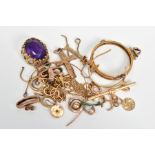 AN ASSORTMENT OF BROKEN JEWELLERY, to include an amethyst measuring 15mm x 10.5mm, and various