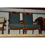 A PAIR OF EDWARDIAN MAHOGANY FIRESIDE CHAIRS (sd)