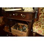 A GEORGE III MAHOGANY LOWBOY with an overhanging top, single drawer with pierced brass back plate