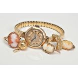 A MISCELLANEOUS JEWELLERY COLLECTION, to include a 9ct gold ladies wristwatch, hand wound