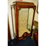 A REPRODUCTION LOUIS XV STYLE MAHOGANY AND ROSEWOOD BANDED BEVELLED GLASS SINGLE DOOR DISPLAY