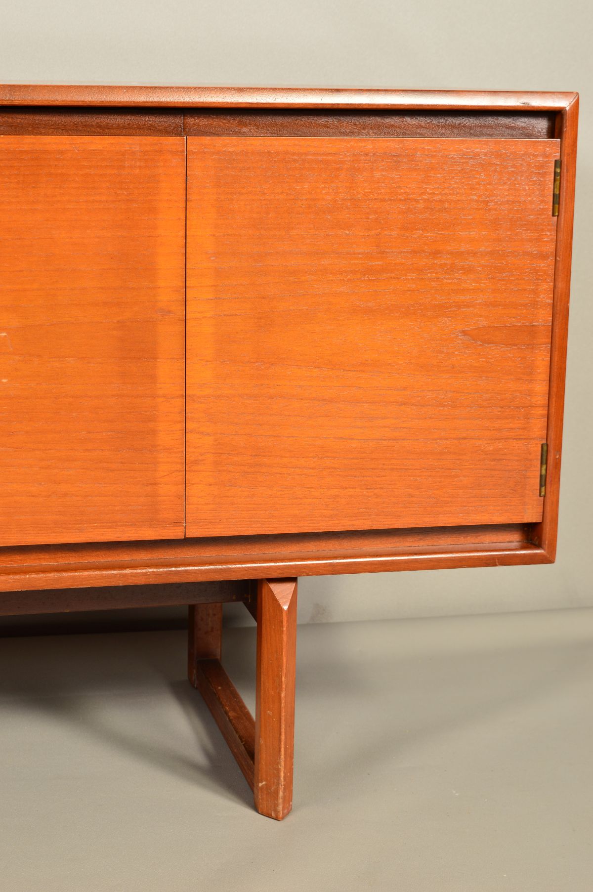 A 1960'S WHITE AND NEWTON TEAK 7FT SIDEBOARD, with three graduated drawers and double cupboard doors - Image 8 of 12
