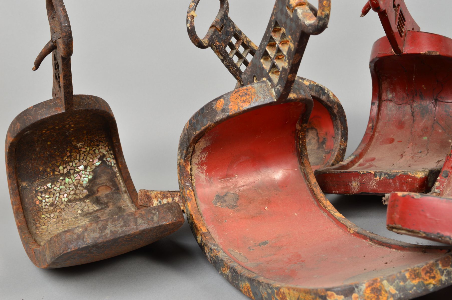 THREE PAIRS OF METAL AND RED LACQUERED ASIAN STIRRUPS, together with two other Persian stirrups - Image 11 of 12