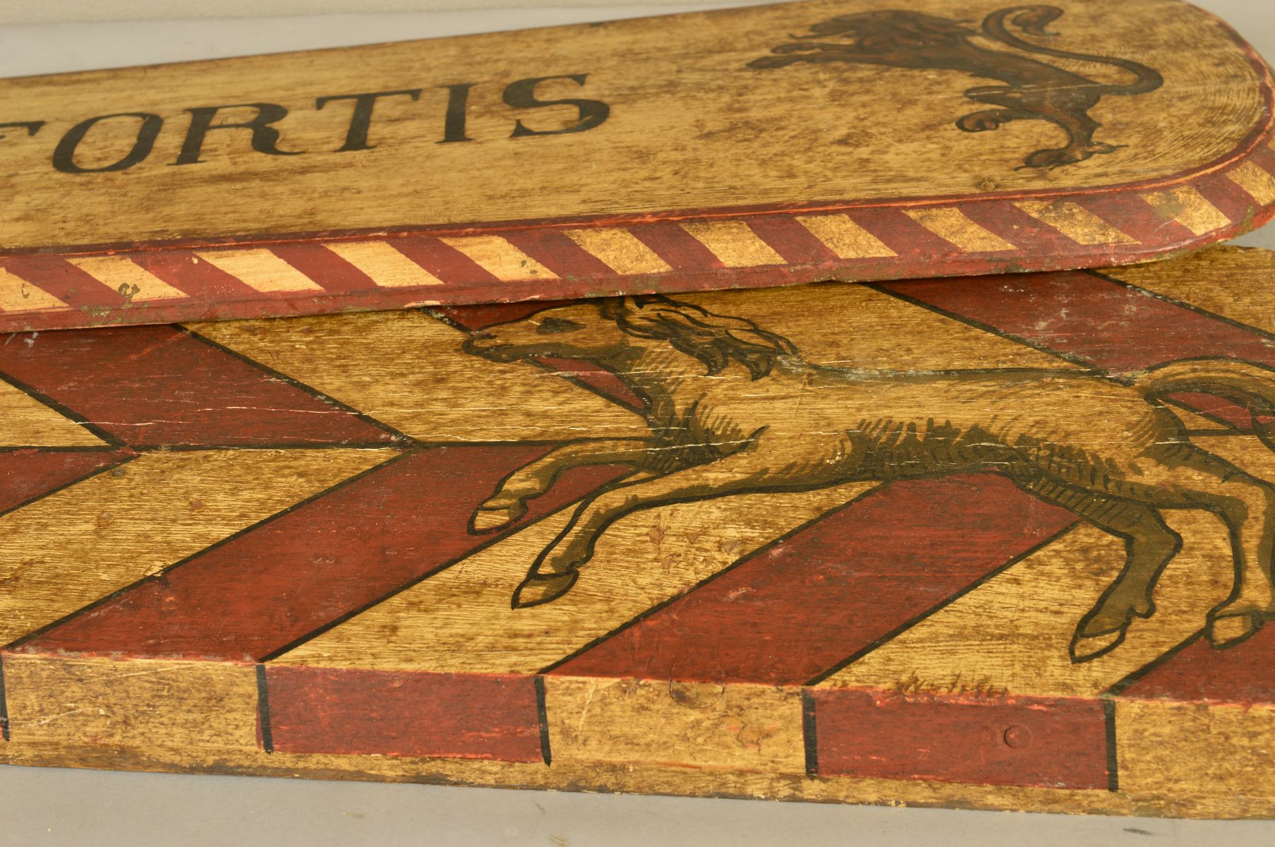 TWO ELONGATED PAINTED WOODEN PANELS, one with red and white chevrons with a rearing horse, the other - Image 5 of 5