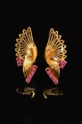 A PAIR OF LATE 20TH CENTURY 18CT GOLD AND RUBY FAN DESIGN CLIP EARRINGS, measuring approximately