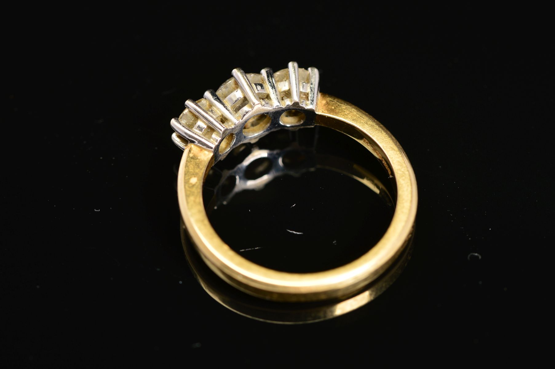 A MODERN 18CT GOLD THREE STONE DIAMOND RING, estimated total modern round brilliant cut weight 1. - Image 3 of 5