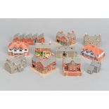 A QUANTITY OF UNBOXED AND ASSORTED N GAUGE LINESIDE BUILDINGS AND ACCESSORIES, including assorted