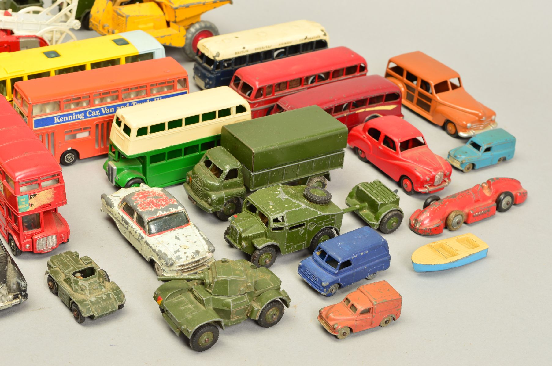 DINKY TOYS GB n° 949 Wayne School bus en boîte EUR 199,00 - FR
