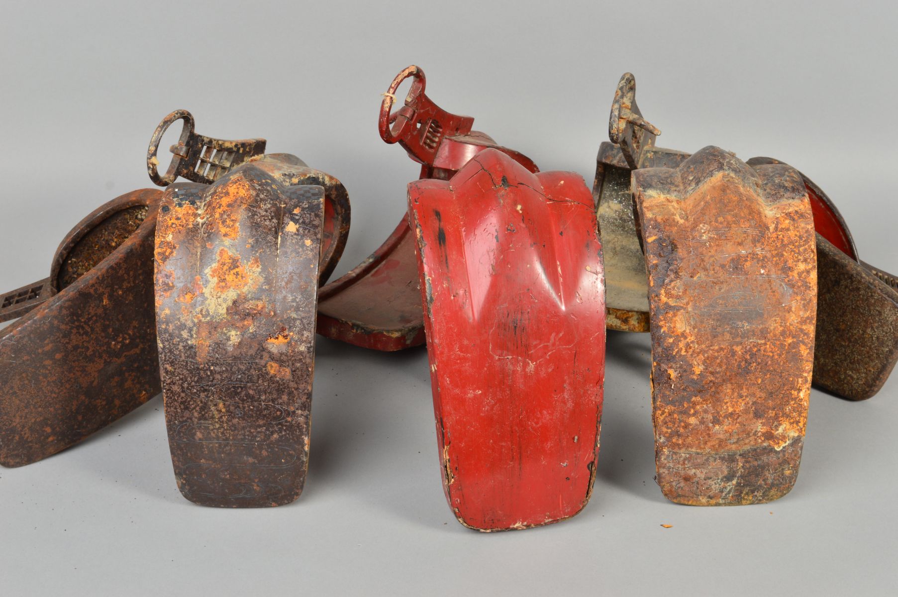 THREE PAIRS OF METAL AND RED LACQUERED ASIAN STIRRUPS, together with two other Persian stirrups - Image 12 of 12