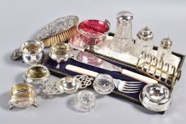 A SELECTION OF MAINLY SILVERWARE, to include a toast rack, an embossed hairbrush, a bon bon dish