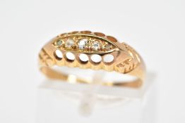 AN 18CT GOLD EDWARDIAN DIAMOND FIVE STONE RING, set with a graduated row of five diamonds to include