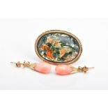 A 9CT GOLD MOSS AGATE BROOCH AND A PAIR OF CORAL DROP EARRINGS, the brooch designed as an oval