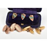 A GOLD GENTS COLLECTION OF JEWELLERY, to include a cased set gold dress studs, designed as a