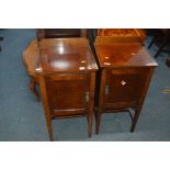A PAIR OF EDWARDIAN MAHOGANY BEDSIDE CHESTS with single panel doors, boxwood stringing on Fiddle