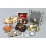 A SMALL SELECTION OF MISCELLANEOUS ITEMS, to include an early 20th Century silver open face pocket