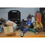 A QUANTITY OF POWER TOOLS including vintage Black and Decker circular saw and sander, modern angle