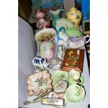 A GROUP OF CERAMICS AND SUNDRY ITEMS, to include Aynsley 'Orchard Gold' lamp base, approximate