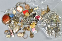 A SELECTION OF JEWELLERY, to include a Wedgwood ring, a Kirks Folly necklace, a/f, paste