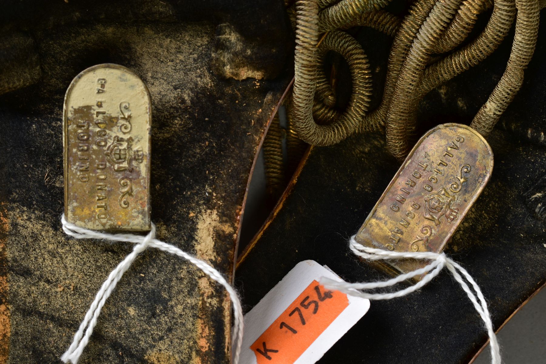 A PAIR OF 19TH CENTURY FRINGED GILT METAL MILITARY EPAULETTES, mounted with silvered crossed cannons - Image 5 of 5