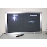 AN LG 42'' FLATRON MZ-42PZ17 PLASMA MONITOR with remote and original box (no cable, PAT pass with