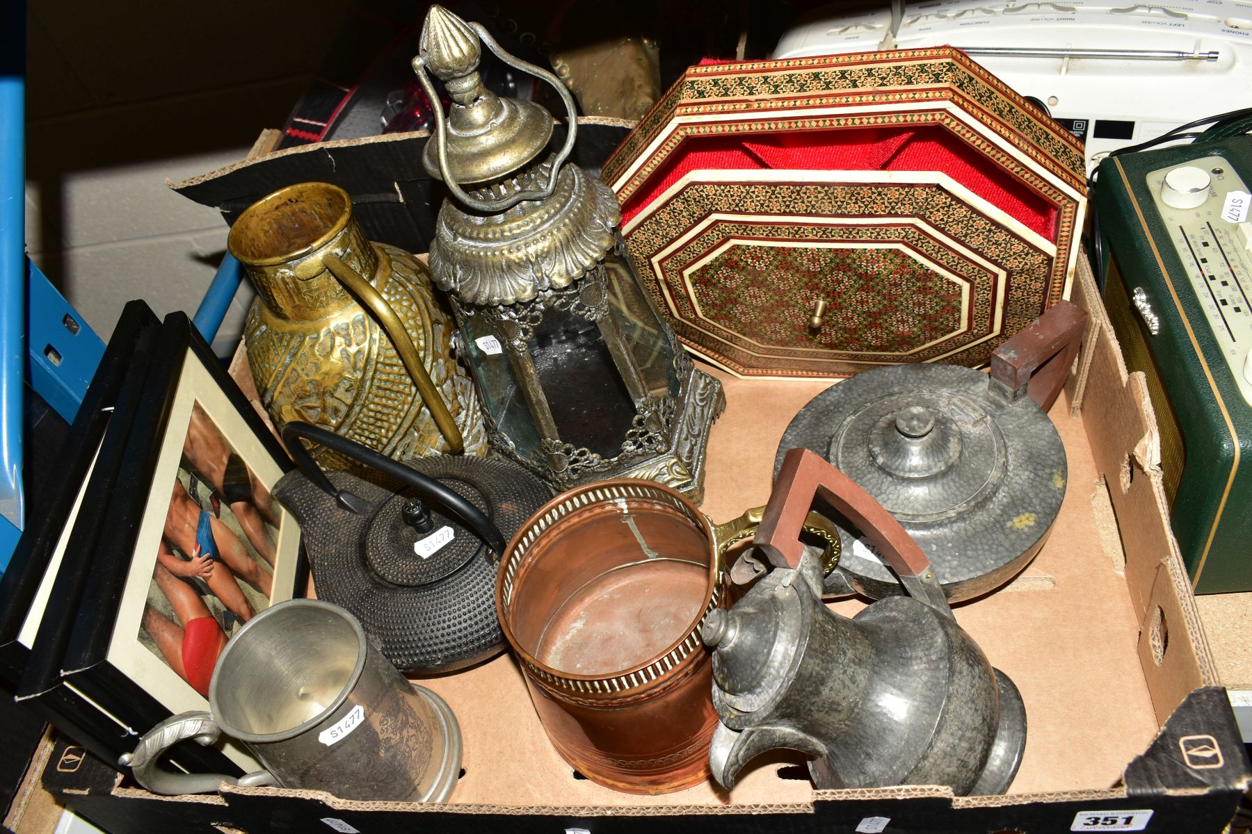 TWO BOXES AND LOOSE SUNDRY ITEMS to include bone chess pieces, lion pewter teapot and coffee pot, - Image 2 of 11