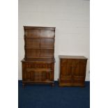 A REPRODUCTION OAK LINENFOLD HI-FI CABINET, with later bookcase top, width 105cm x depth 57cm x