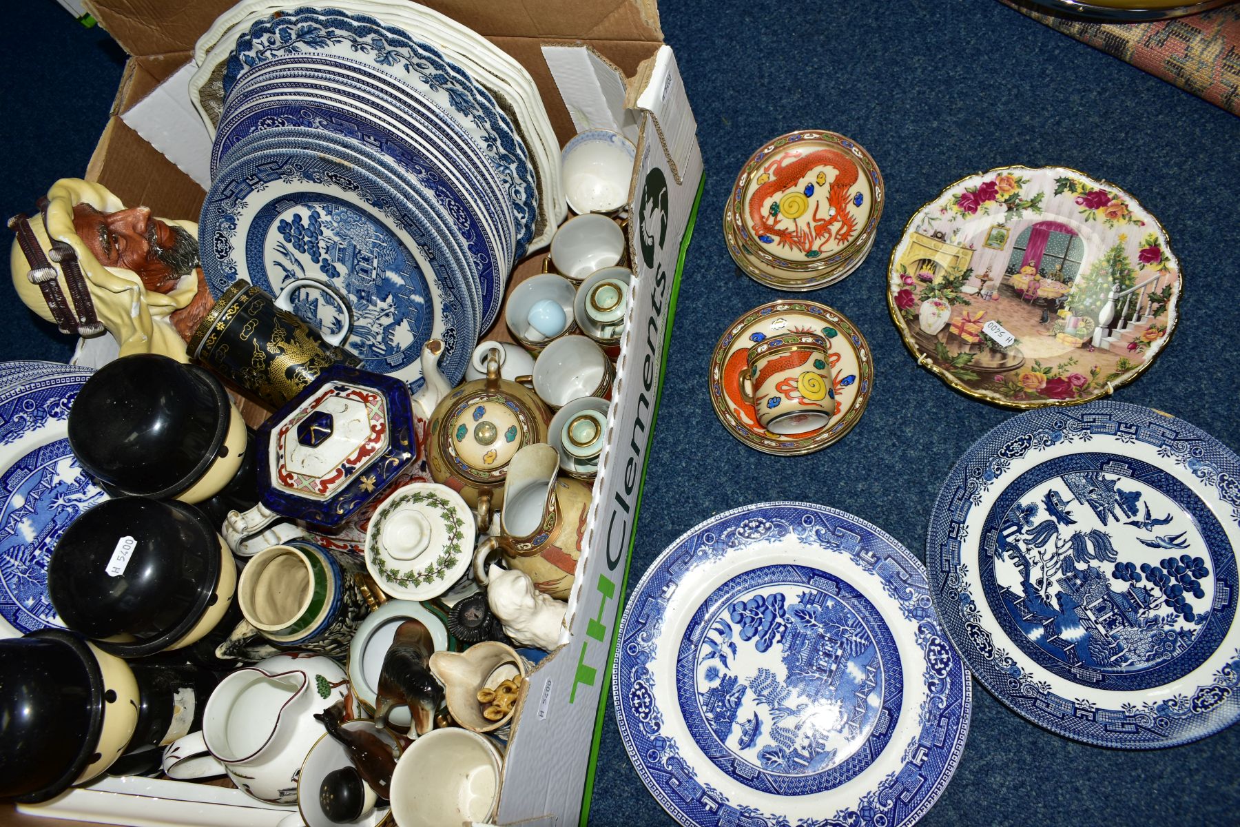FIVE BOXES AND LOOSE CERAMICS, GLASS AND SUNDRY ITEMS to include a Midwinter stylecraft ' - Image 17 of 22