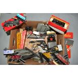 A QUANTITY OF BOXED AND UNBOXED OO GAUGE MODEL RAILWAY ITEMS, to include boxed Tri-ang Railways