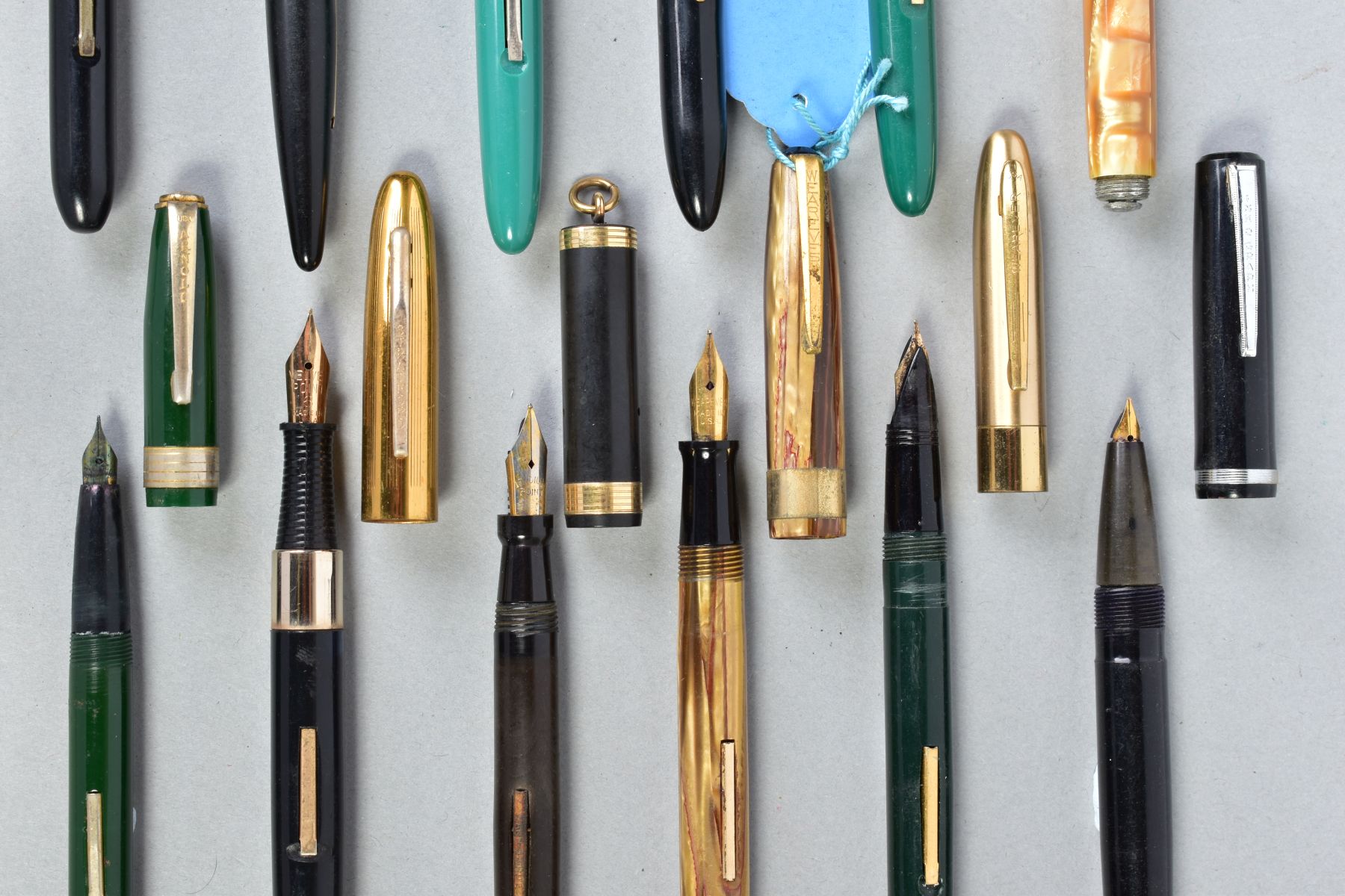 FIFTEEN VINTAGE FOUNTAIN PENS including Stratford, Inkograph, Wearever, Windsor, Visa vac etc ( - Image 3 of 4