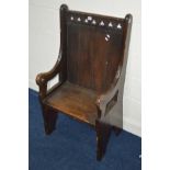 A LATE 19TH CENTURY STAINED GOTHIC HALL SETTLE with trefoil decoration to the top and