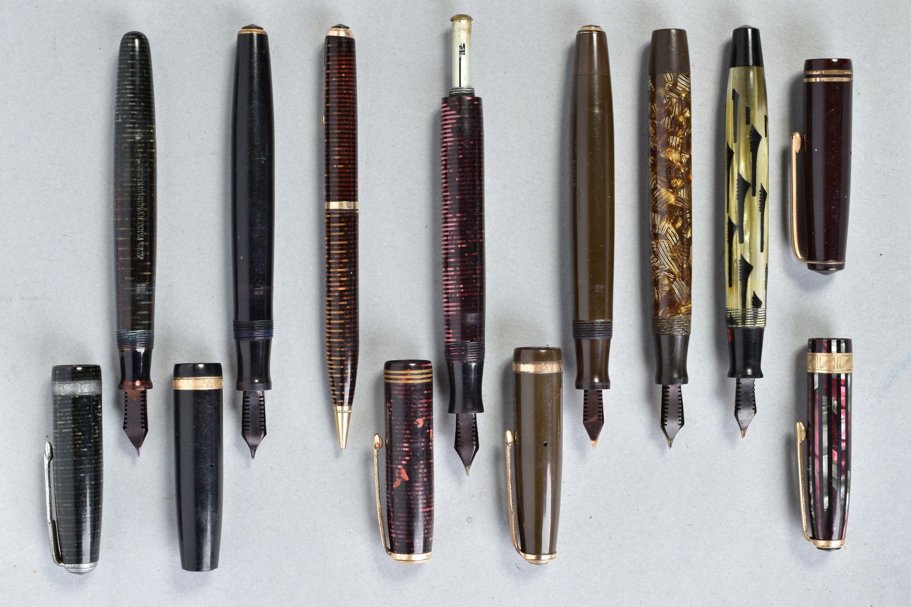 SIX VINTAGE PARKER FOUNTAIN PENS, TWO CAPS AND A PROPELLING PENCIL, these include an olive green - Image 2 of 2