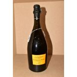 A BOTTLE OF VEUVE CLICQUOT PONSARDIN LA GRANDE DAME BRUT 1996, (unboxed)