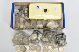 A SELECTION OF COINS, majority old currency to include an Elizabeth II 1977 commemorative coin,