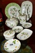 ELEVEN PIECES OF WEDGWOOD 'WILD STRAWBERRY', including pin dishes, trinket box, small teapot and