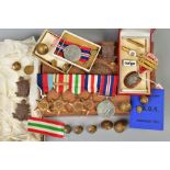 A BOX CONTAINING A WWII GROUP OF MEDALS AS FOLLOWS, 1939-45 Africa (8th Army Bar), Italy, France and