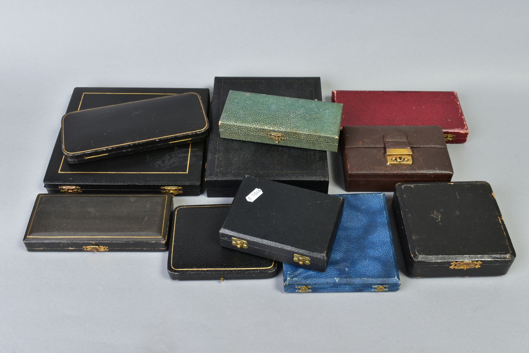 A SLECTION OF ELEVEN VINTAGE BOXES, of various shapes and sizes for various items such as cutlery,