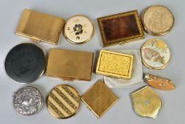 A BOX OF COMPACTS, mainly vintage compacts, to include a circular Stratton compact with banded
