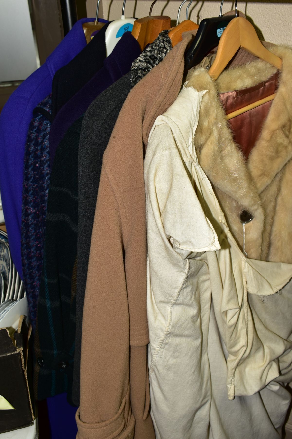 A CLOTHES RAIL OF LADIES WEAR to include dresses, blouses, evening wear, coats and jackets, - Image 7 of 12