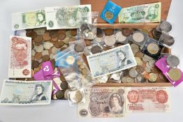 A CARDBOARD AND A WOODEN BOX OF MIXED COINAGE AND BOOKNOTES, to include George III halfcrown 1817,