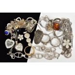 VARIOUS ITEMS OF JEWELLERY, to include seven rings, heart locket, necklace, an open work panel