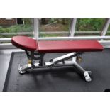 A BH L825 ADJUSTABLE FITNESS BENCH manually adjustable seat and back rest angle, length 121cm x