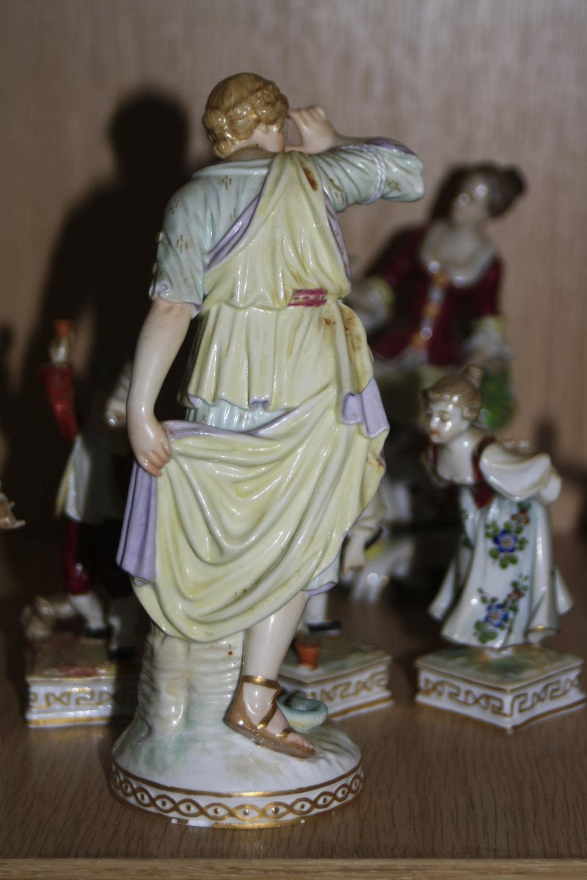 A GROUP OF 19TH AND 20TH CENTURY CONTINENTAL PORCELAIN FIGURINES, (s.d.), including a Berlin KPM - Image 14 of 24