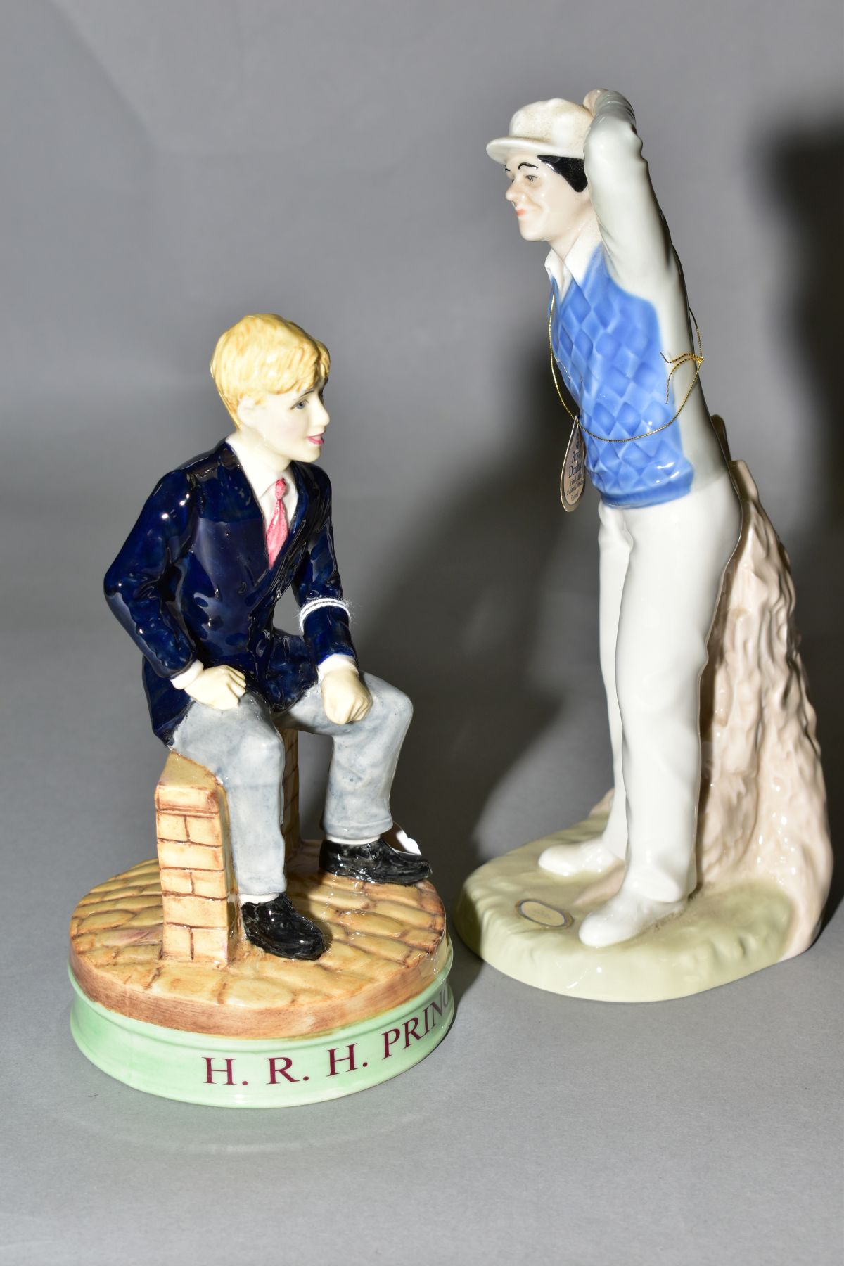 ROYAL DOULTON GOLFER HN2992, from The Reflections Collection, with Peggy Davies Ceramics Limited - Image 3 of 8