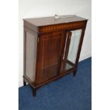 A MODERN MAHOGANY TWO DOOR CHINA CABINET, width 94cm x depth 33cm x height 107cm (no key) and two